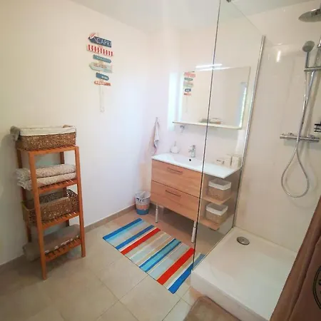 Appartamento Avec Grande Piscine Et Sa Terrasse Privative Bernis